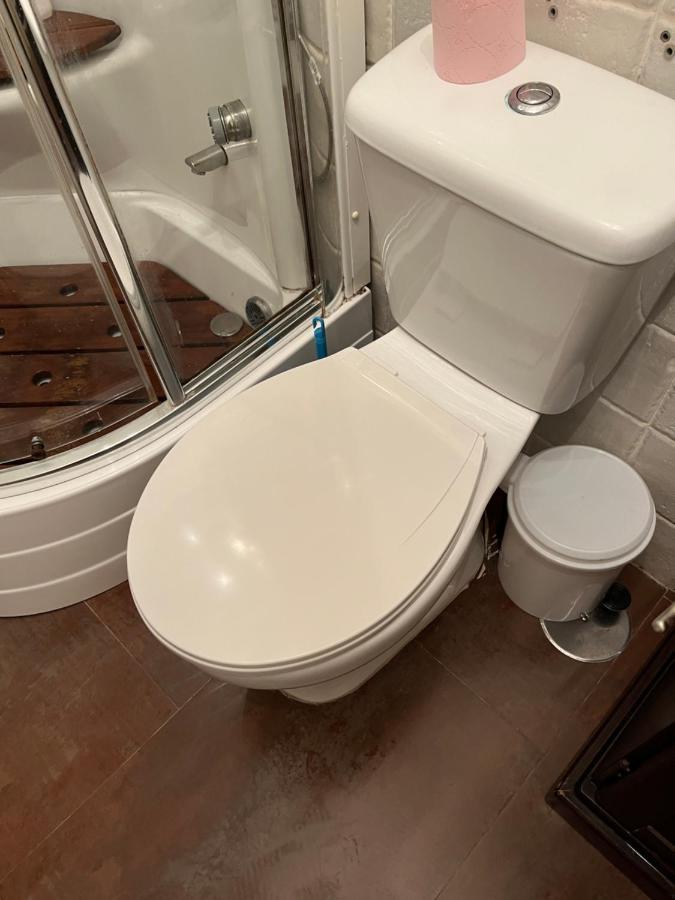 Apartamento En Pleno Centro De Marchena 3 Dormitorios 3 Banos Privados Bagian luar foto