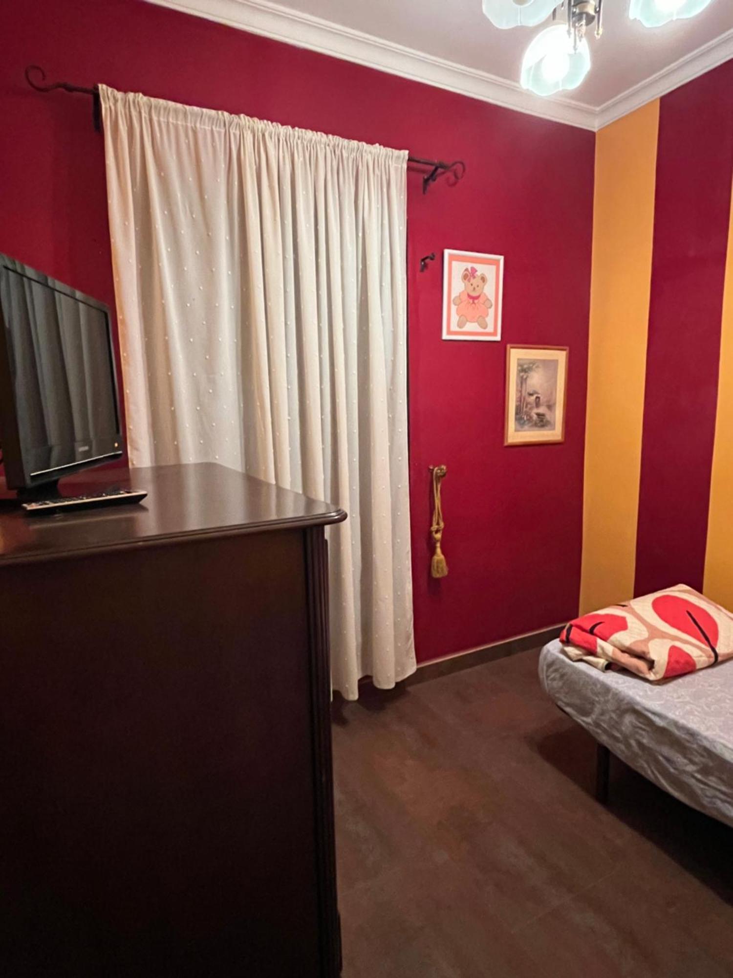 Apartamento En Pleno Centro De Marchena 3 Dormitorios 3 Banos Privados Bagian luar foto
