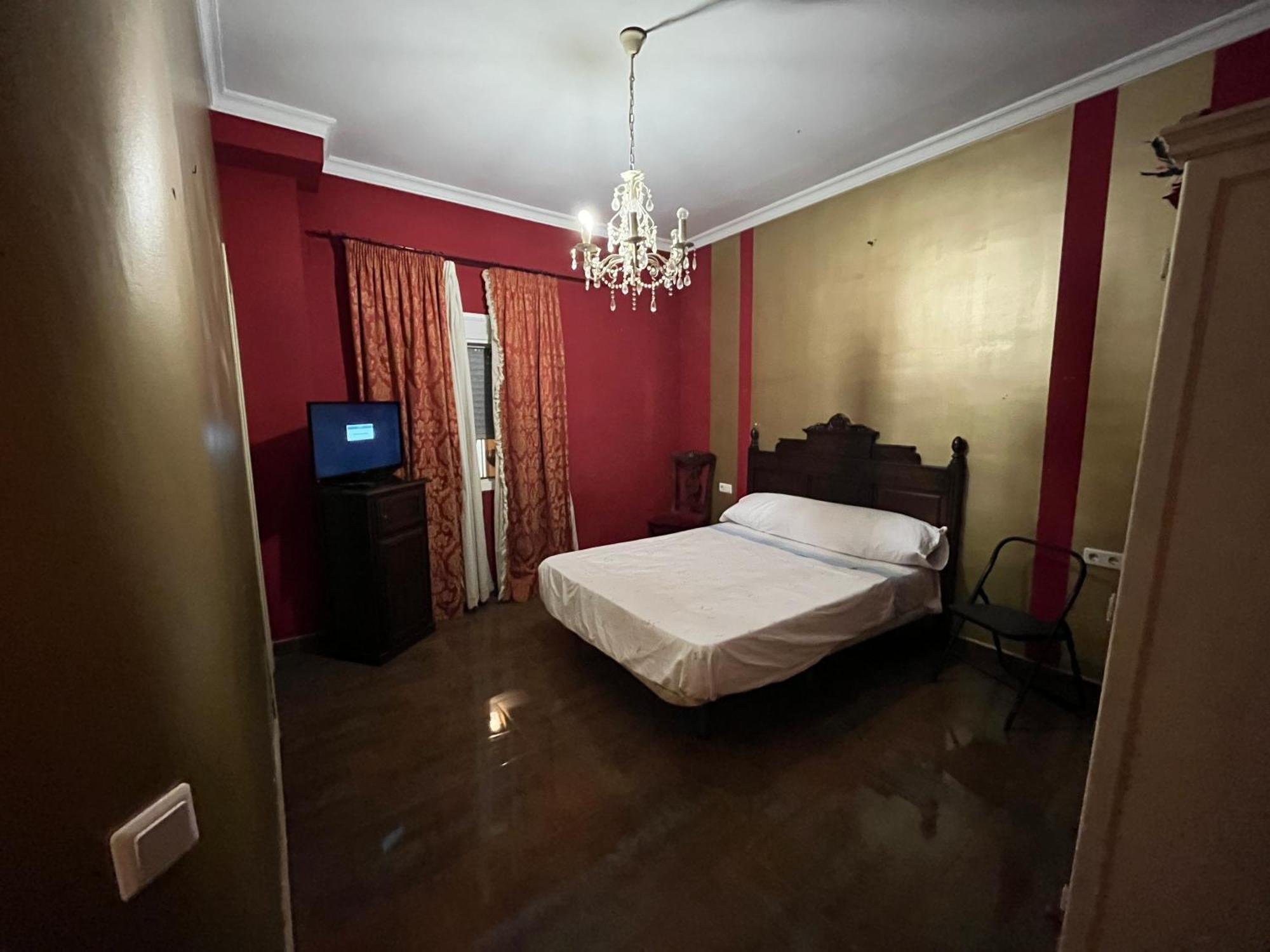 Apartamento En Pleno Centro De Marchena 3 Dormitorios 3 Banos Privados Bagian luar foto