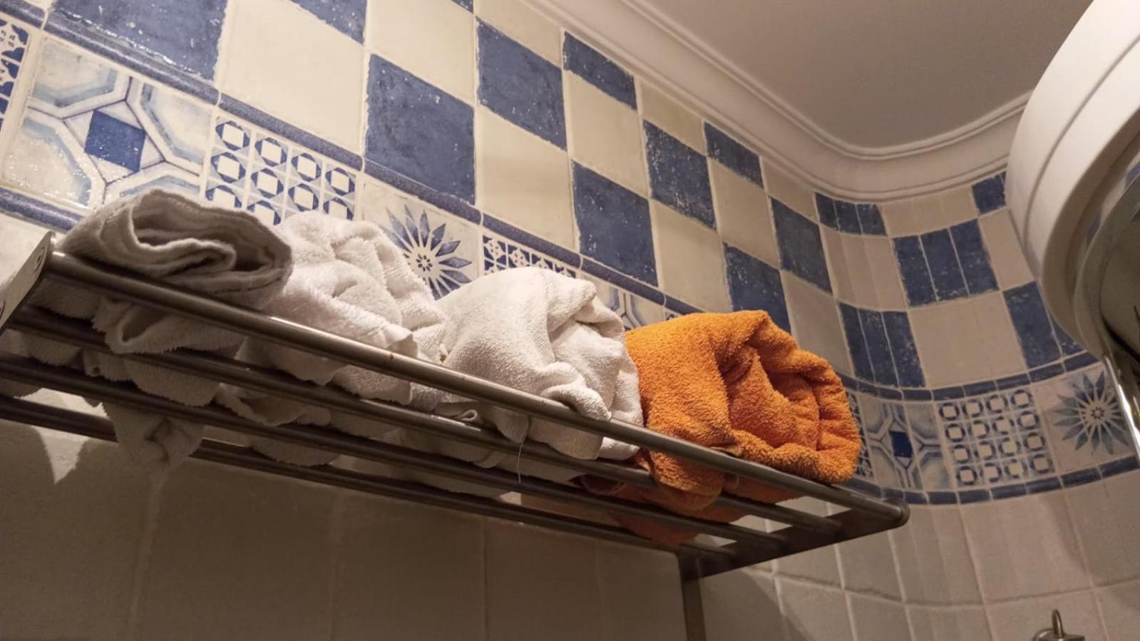 Apartamento En Pleno Centro De Marchena 3 Dormitorios 3 Banos Privados Bagian luar foto
