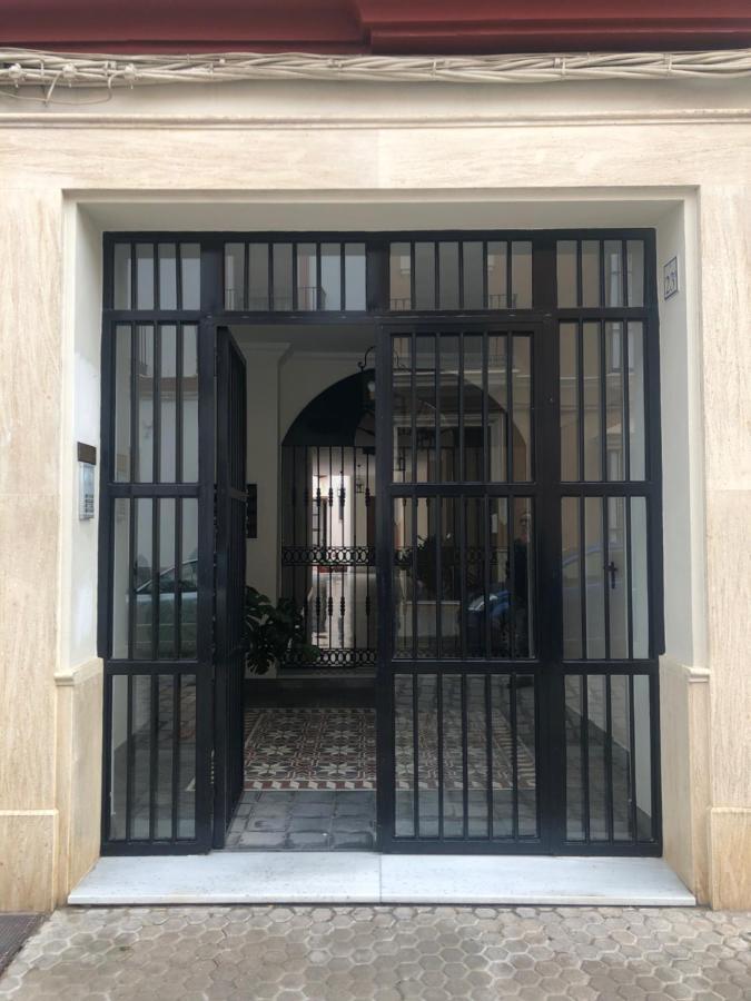Apartamento En Pleno Centro De Marchena 3 Dormitorios 3 Banos Privados Bagian luar foto